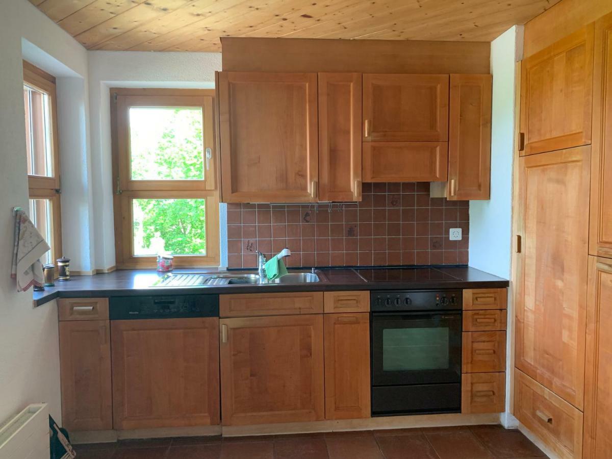 Bed & Breakfast Region Murtensee Münchenwiler Kültér fotó